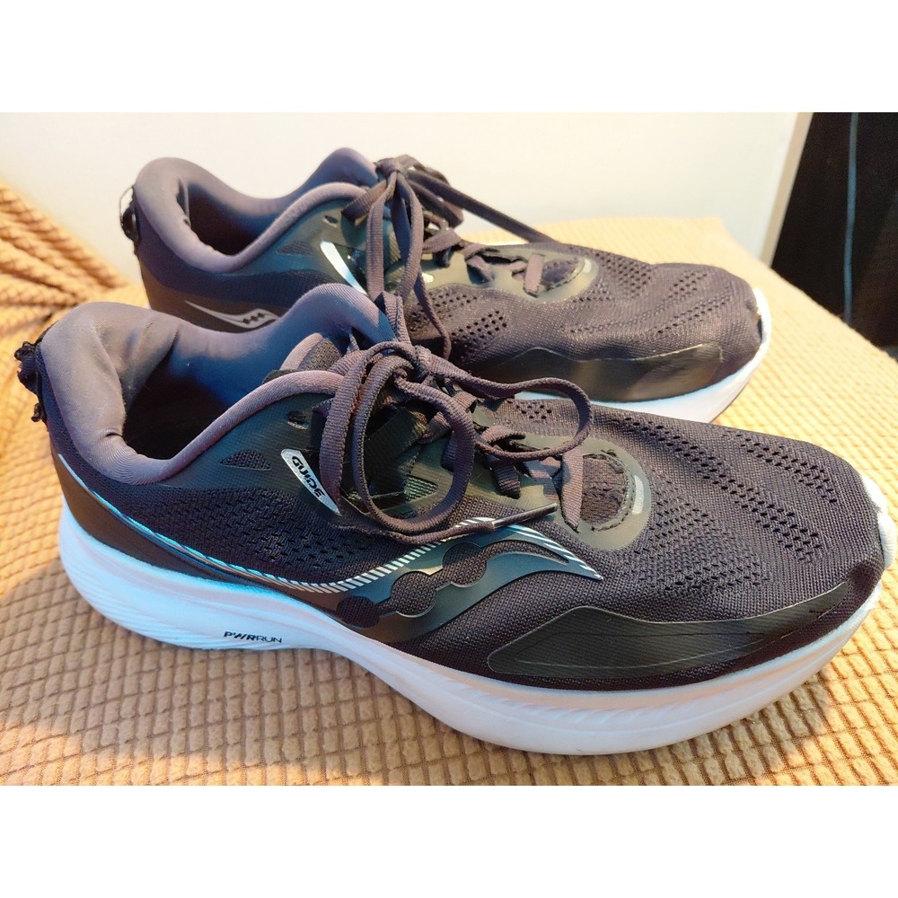 Saucony Womens's Guide‎ 15 Running Shoes, Black/White US 9.5 Wide